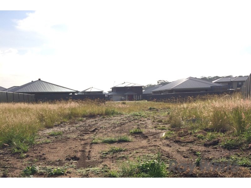 19 Glider Avenue, Fern Bay NSW 2295