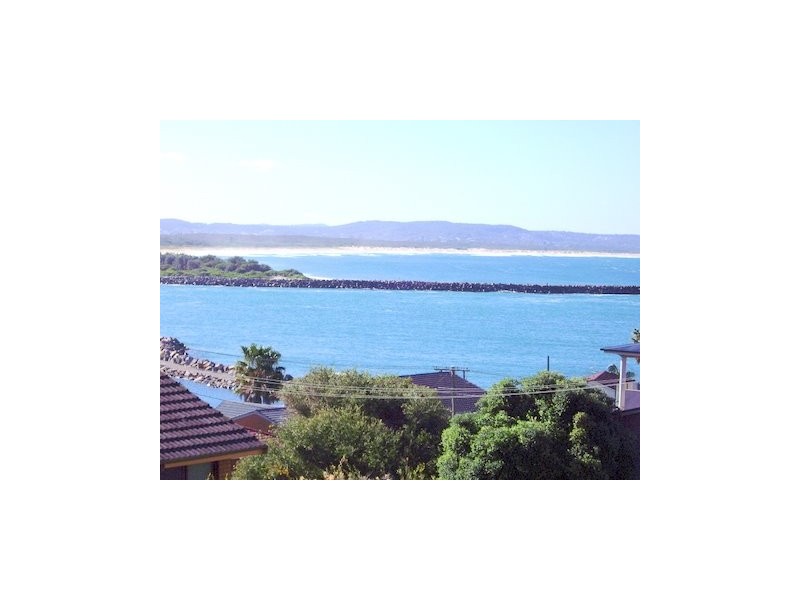 4 Opal Close, Swansea Heads NSW 2281