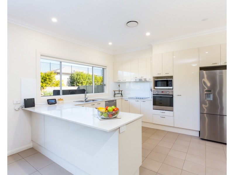 1 Wagtail Way, Fullerton Cove NSW 2318