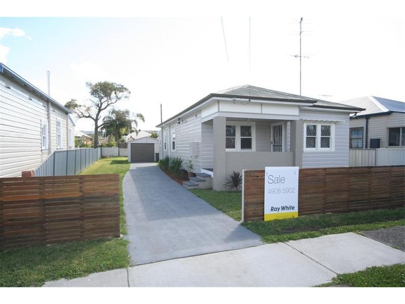 32 Gow Street, Hamilton North NSW 2292