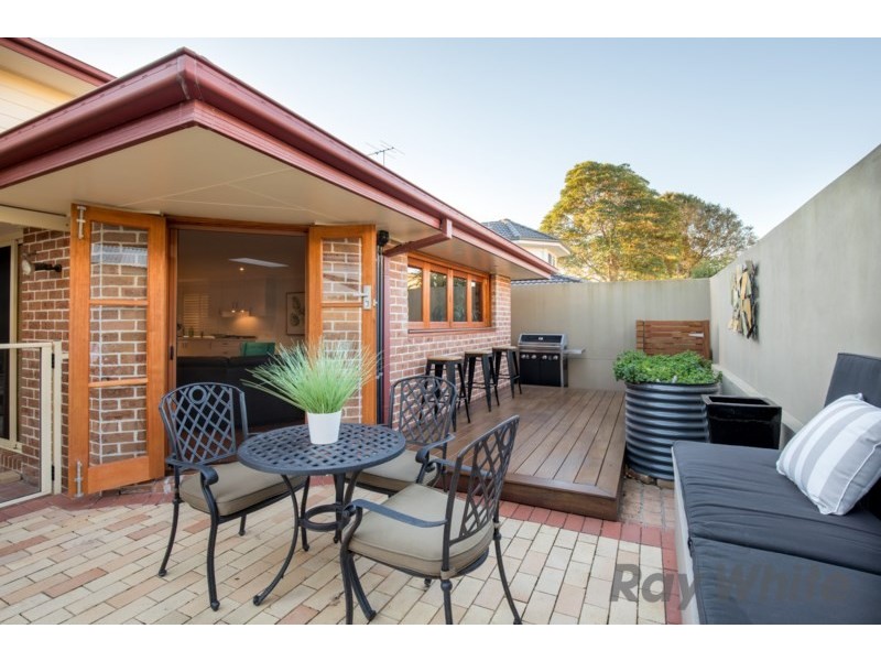 17 Regan Street, Adamstown NSW 2289