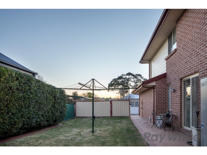 17 Regan Street, Adamstown NSW 2289