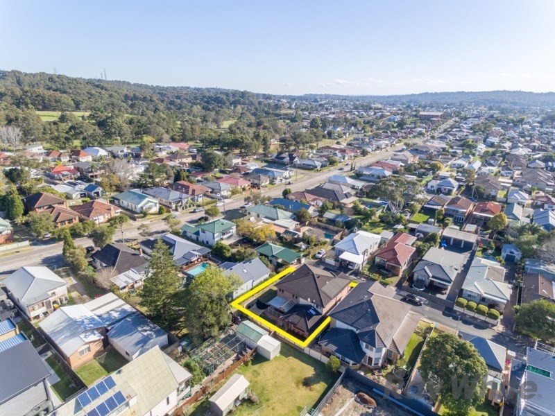 17 Regan Street, Adamstown NSW 2289