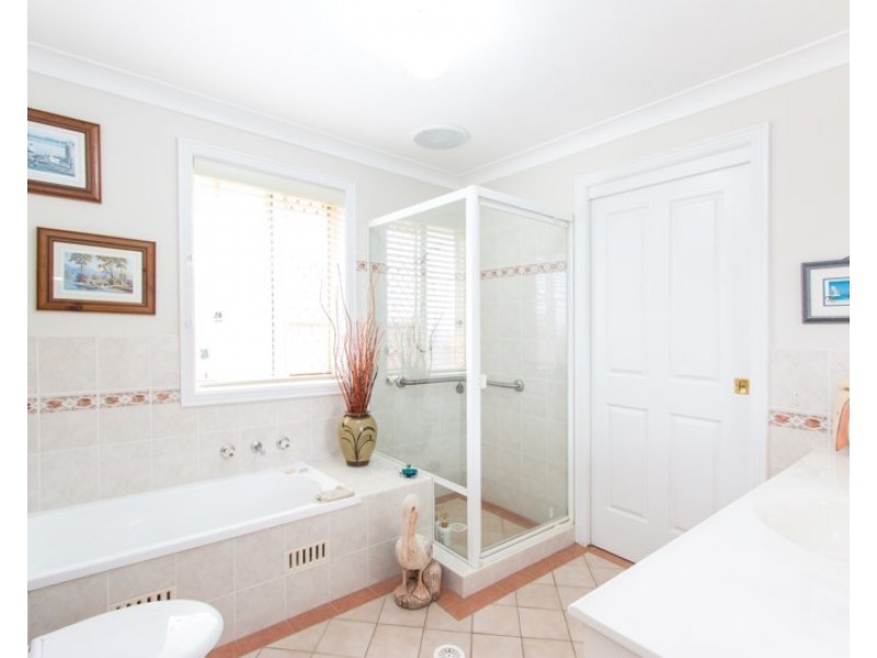 24/48 Fairfax Road, Warners Bay NSW 2282
