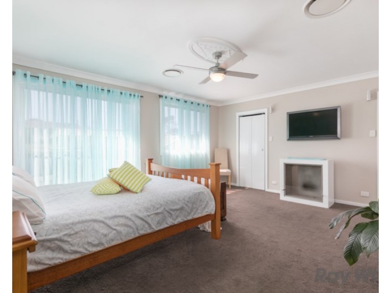 39 Brown Street, Redhead NSW 2290