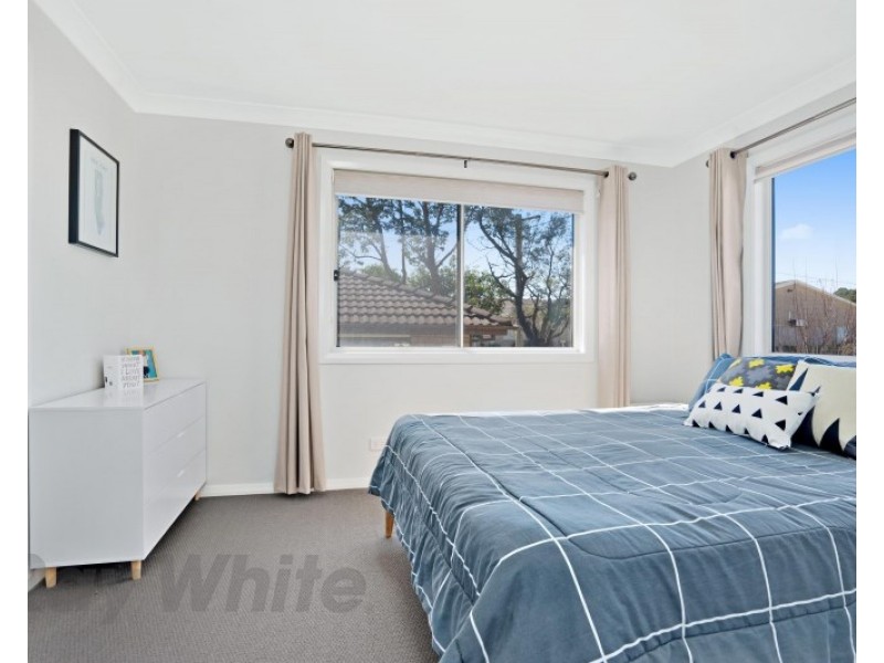 6/2 Conmurra Circuit, Shortland NSW 2307