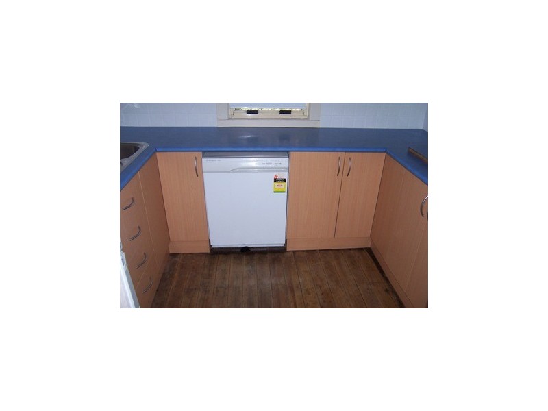 34 Henson Street, Mayfield East NSW 2304