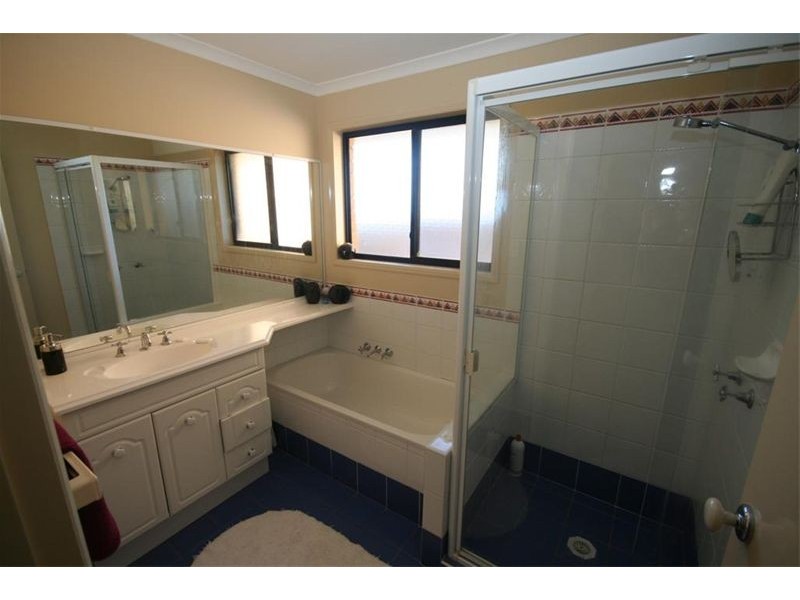 10 Tomaree Way, Maryland NSW 2287