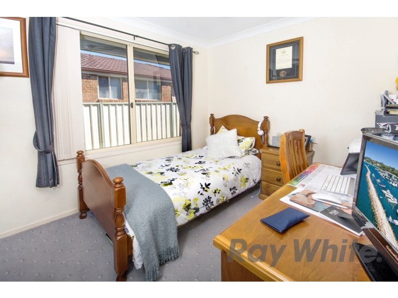 12 Finch Close, Cameron Park NSW 2285