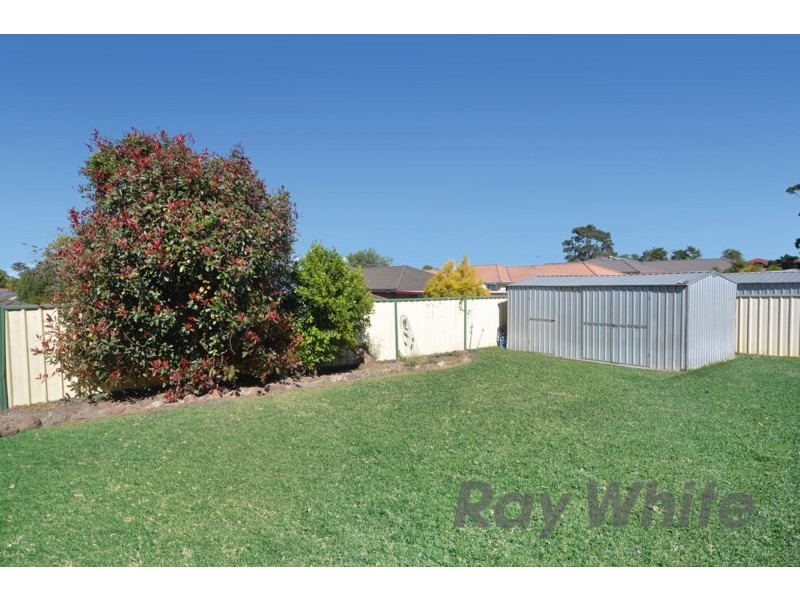 12 Finch Close, Cameron Park NSW 2285