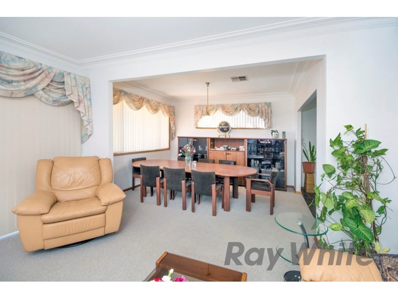 64 Victor Avenue, Valentine NSW 2280