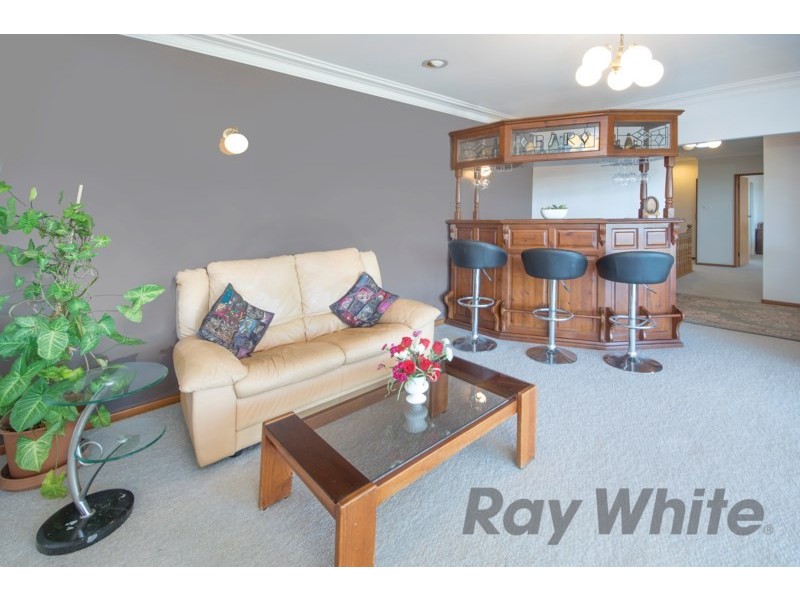 64 Victor Avenue, Valentine NSW 2280