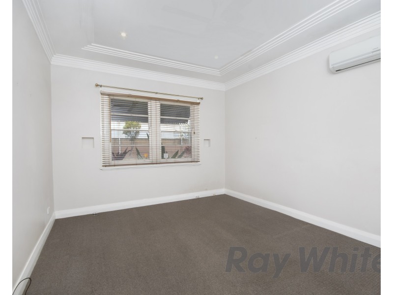 1 Adrian Street, Mayfield NSW 2304