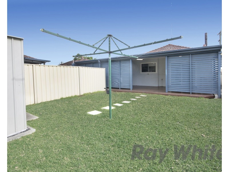 1 Adrian Street, Mayfield NSW 2304