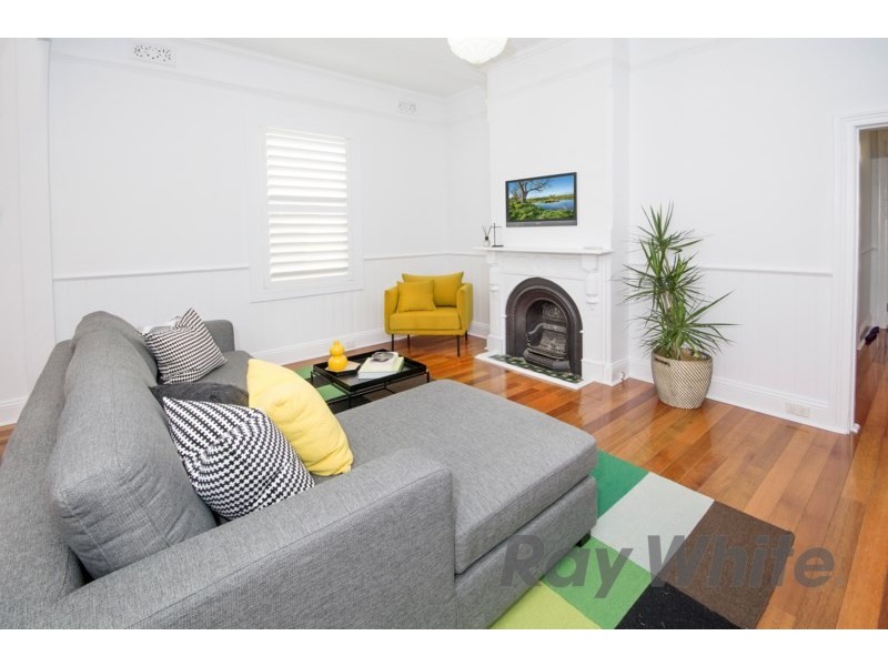 33 Fawcett Street, Mayfield NSW 2304