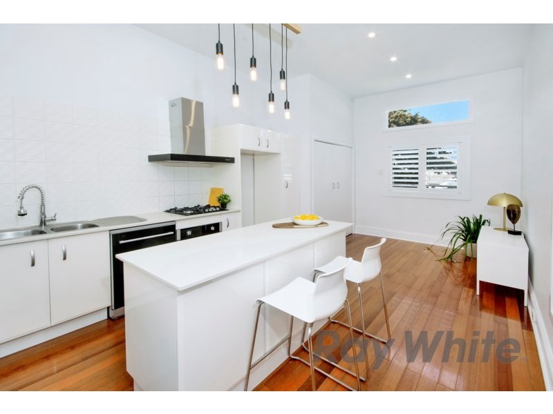 33 Fawcett Street, Mayfield NSW 2304