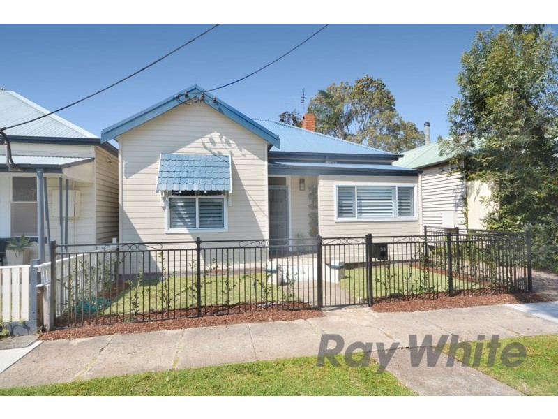 33 Fawcett Street, Mayfield NSW 2304