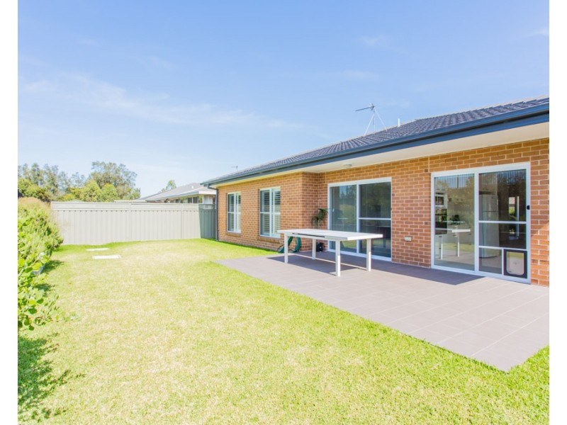 11 Wagtail Way, Fullerton Cove NSW 2318
