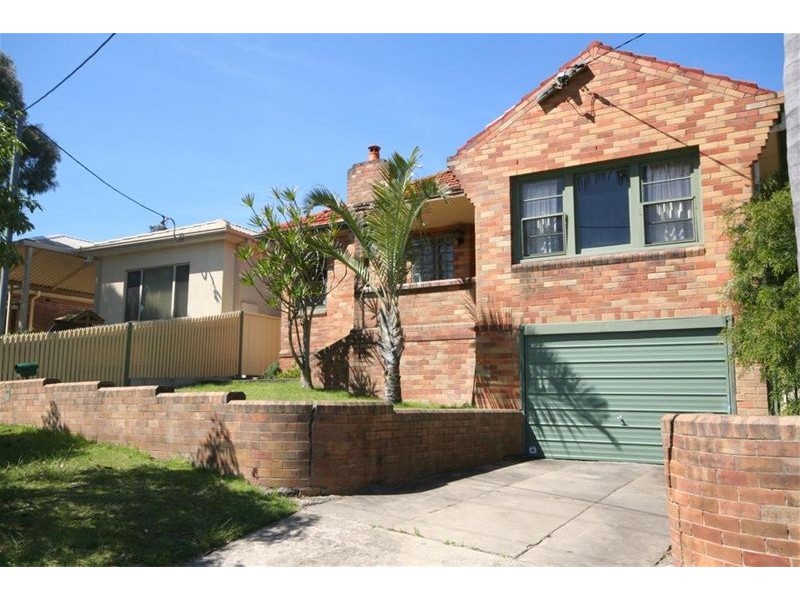 21 Clarence Road, Waratah NSW 2298