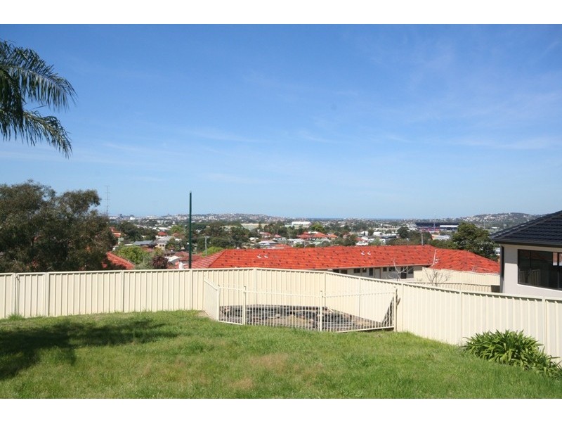 21 Clarence Road, Waratah NSW 2298