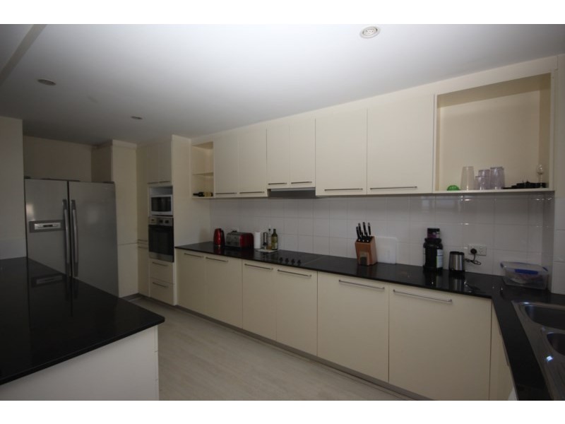 102/4 Ravenshaw Street, Newcastle NSW 2300