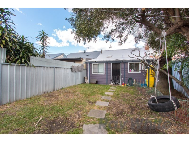 8 Mathieson Street, Carrington NSW 2294