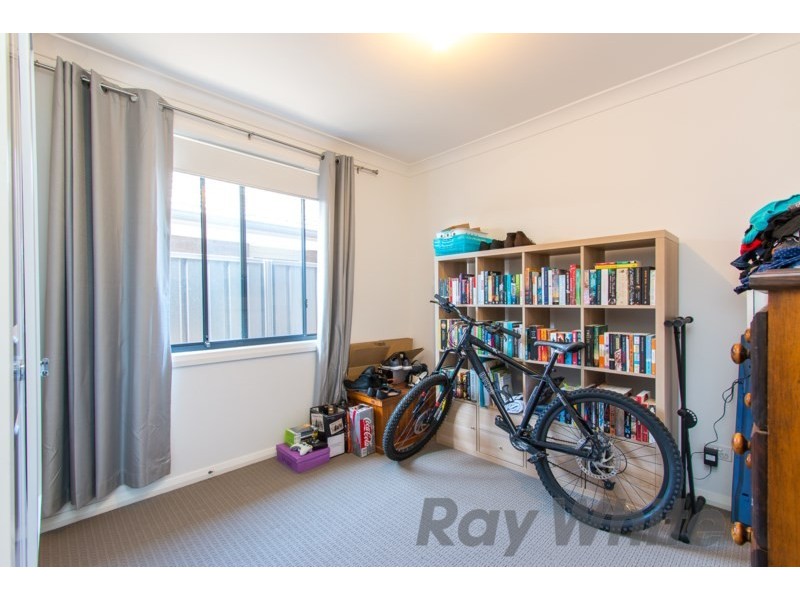 6B Bonarius Street, Edgeworth NSW 2285