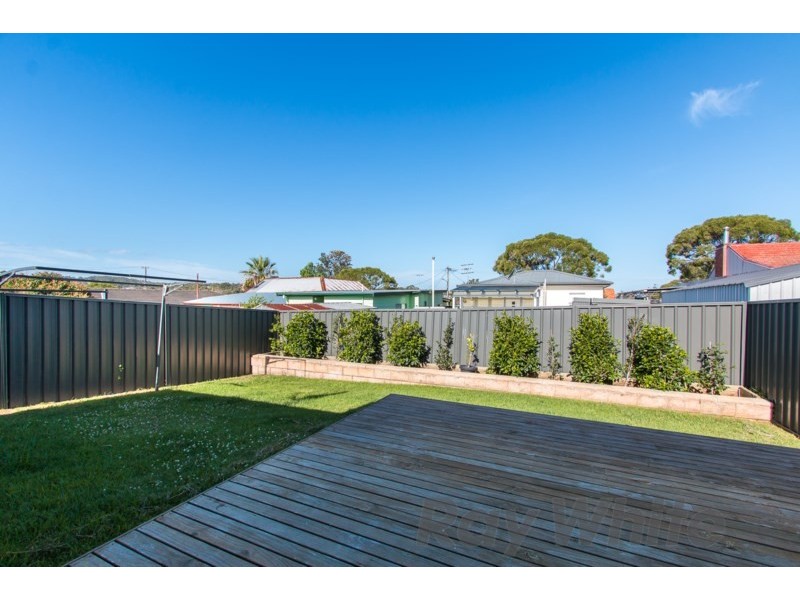 6B Bonarius Street, Edgeworth NSW 2285