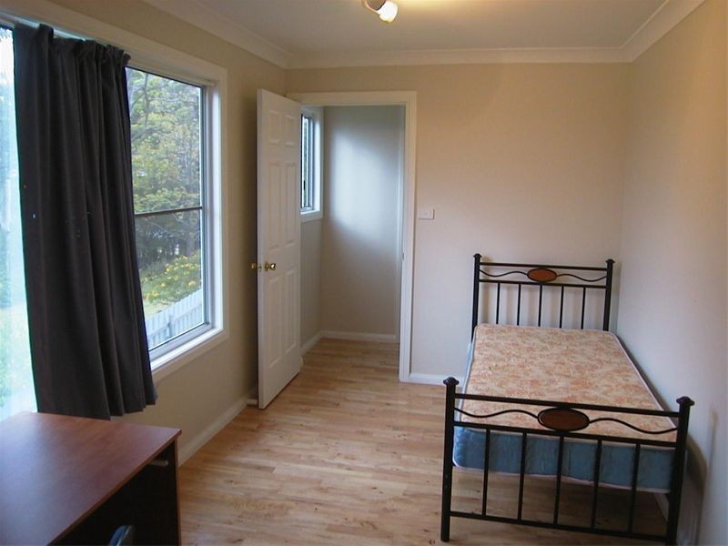 25 & 25a Naughton Avenue, Birmingham Gardens NSW 2287