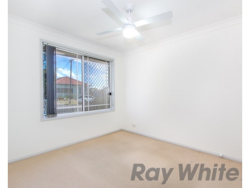 8 Hamilton Street, Hamilton North NSW 2292