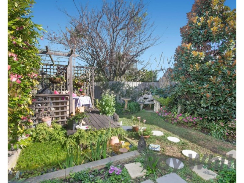 17 Young Street, Carrington NSW 2294