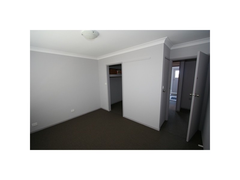 11 Winterlake Drive, Warners Bay NSW 2282