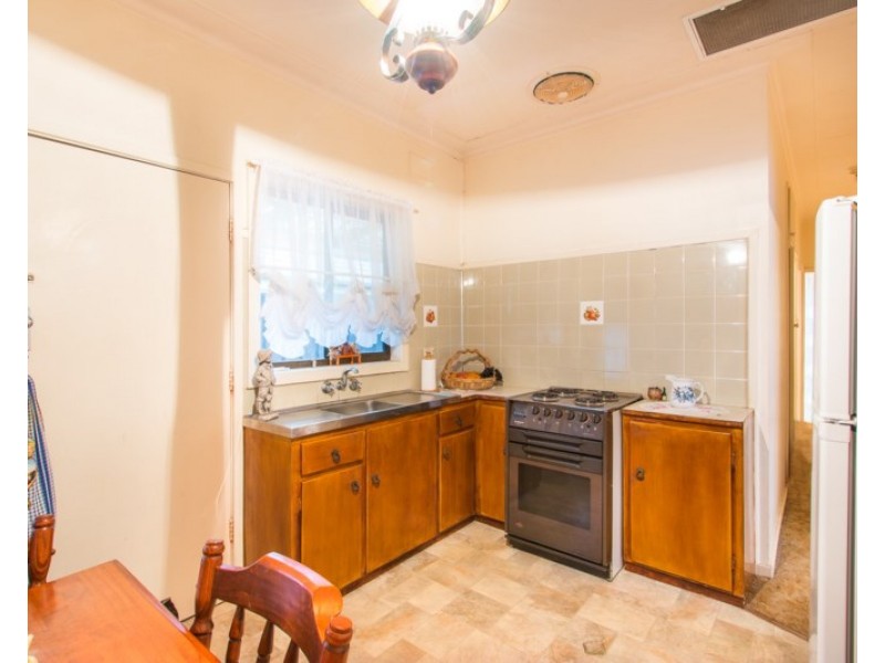 43 Woodstock Street, Mayfield NSW 2304