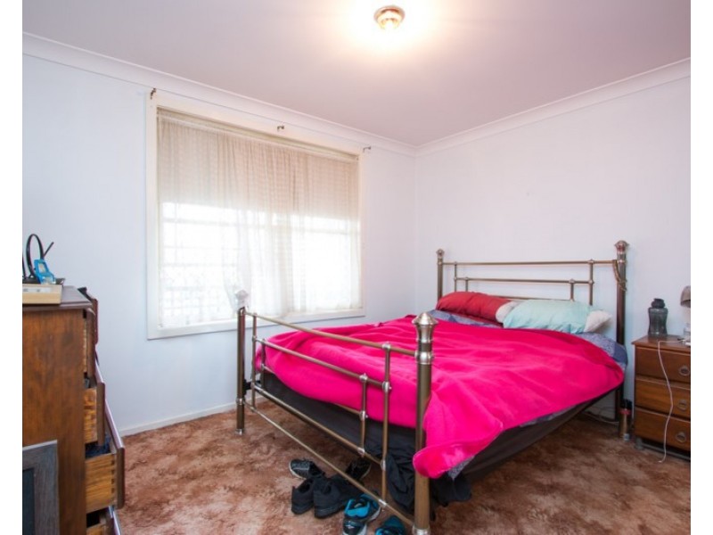 2 Bowker Street, Georgetown NSW 2298