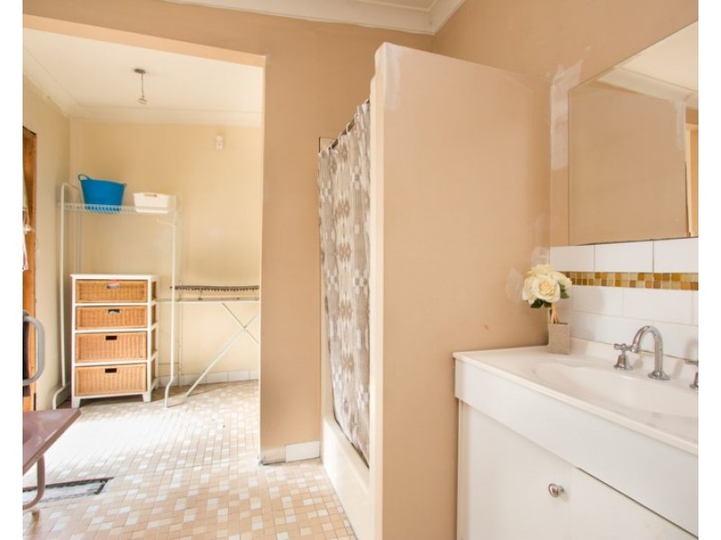 37 Fawcett Street, Mayfield NSW 2304