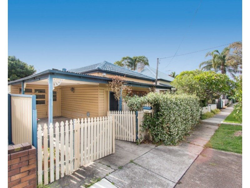 37 Fawcett Street, Mayfield NSW 2304