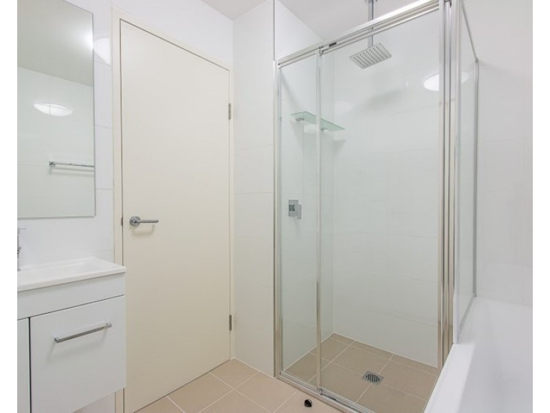 206/9 Watt Street, Newcastle NSW 2300