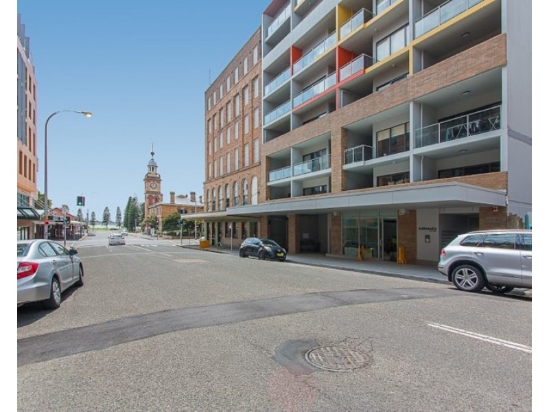 206/9 Watt Street, Newcastle NSW 2300