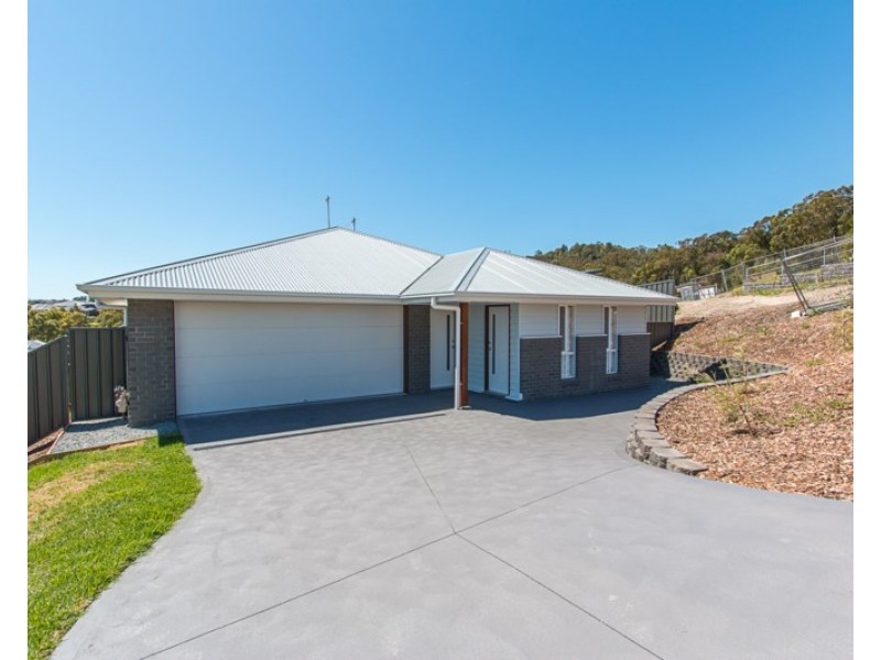 3A Kuraman Close, Macquarie Hills NSW 2285