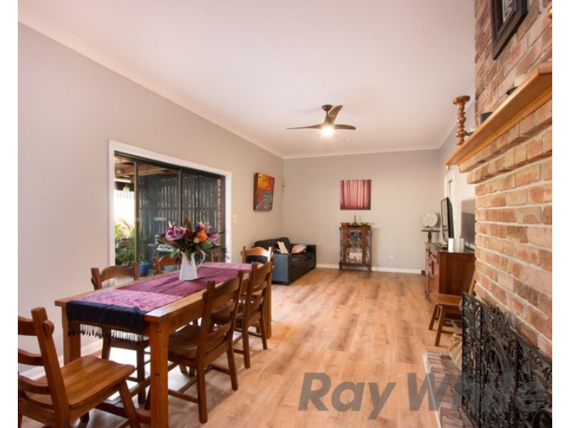 71 Cambronne Parade, Elermore Vale NSW 2287