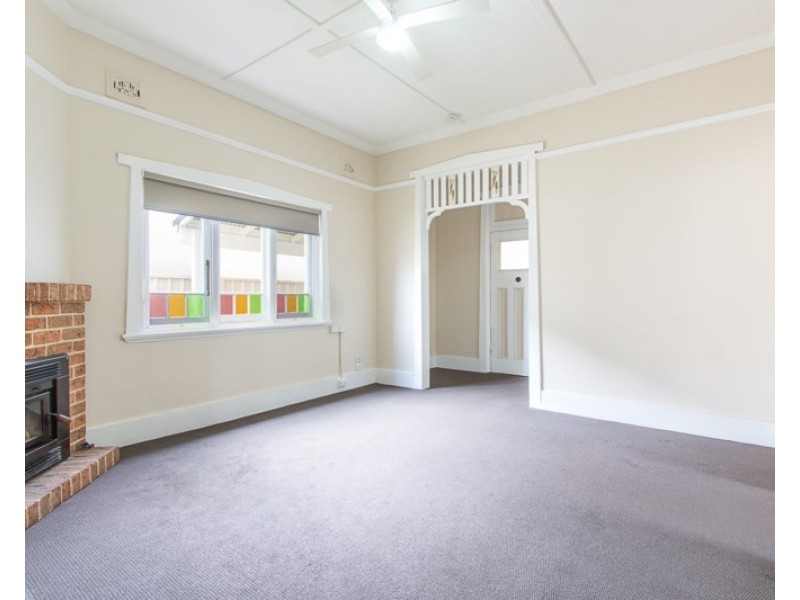 13 Cowper Street, Georgetown NSW 2298