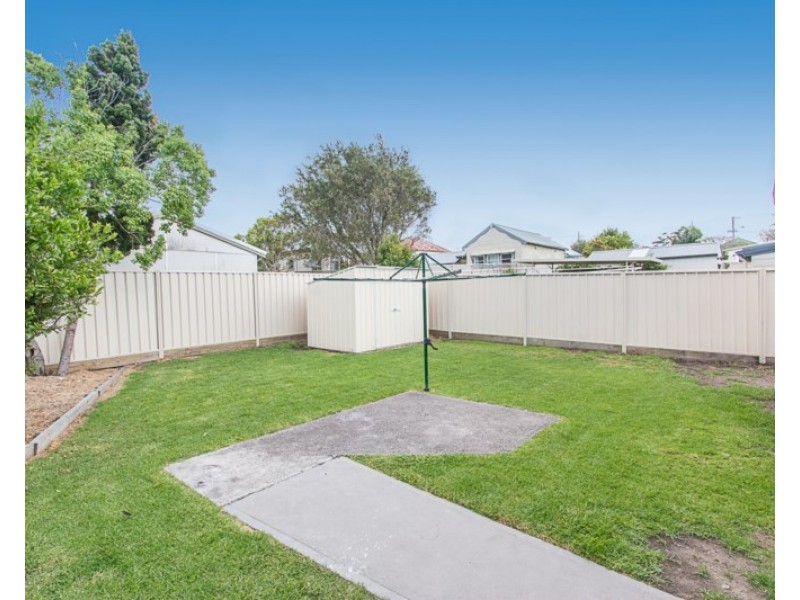 13 Cowper Street, Georgetown NSW 2298