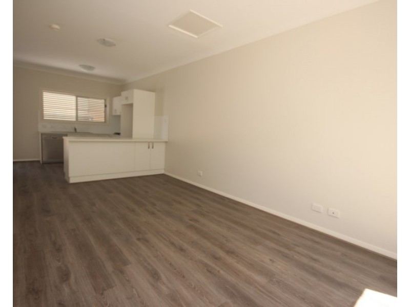 3/151 Excelsior Parade, Toronto NSW 2283