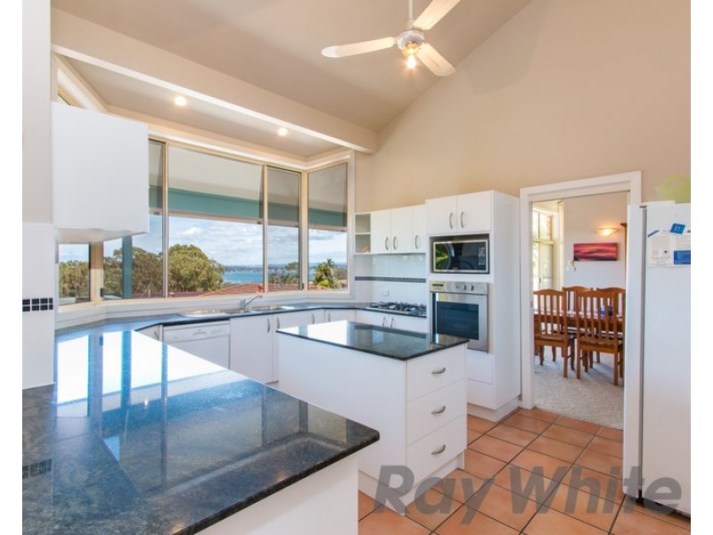 6 Cimarron Close, Eleebana NSW 2282