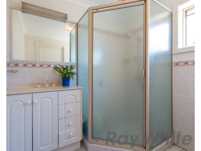 6 Cimarron Close, Eleebana NSW 2282