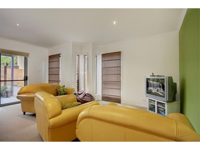 13 Lorraine Street, Merewether NSW 2291