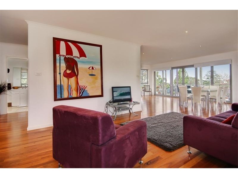 13 Lorraine Street, Merewether NSW 2291