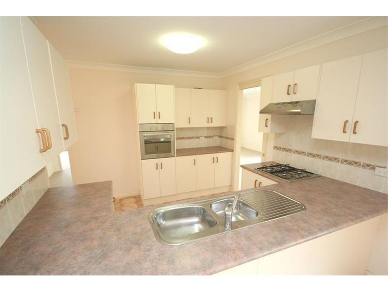 10 Arbutus Street, Valentine NSW 2280