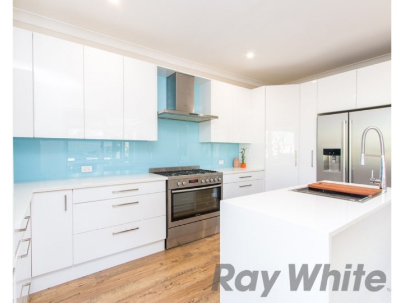 8 Cyril Street, Waratah NSW 2298