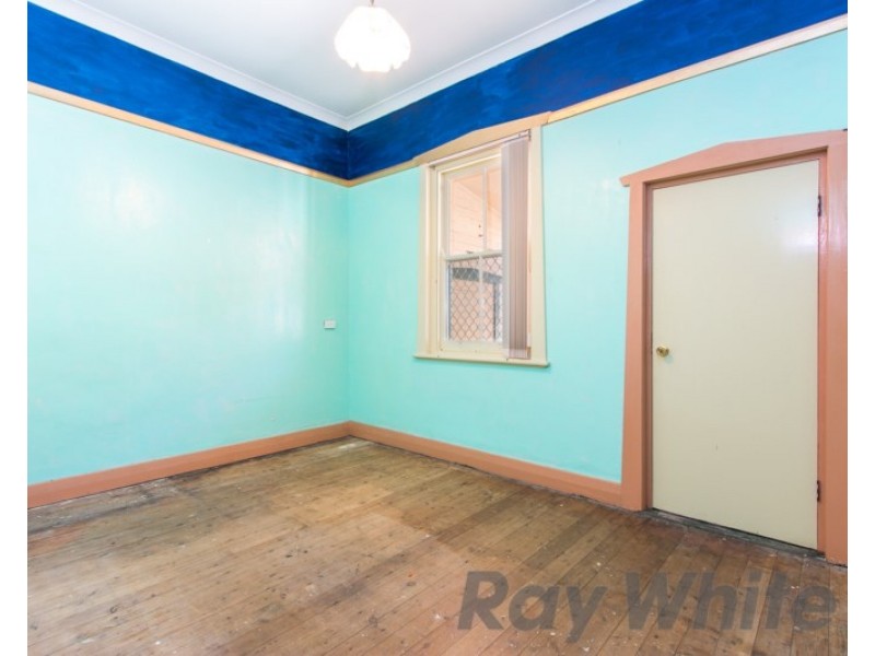 23 Teralba Road, Broadmeadow NSW 2292